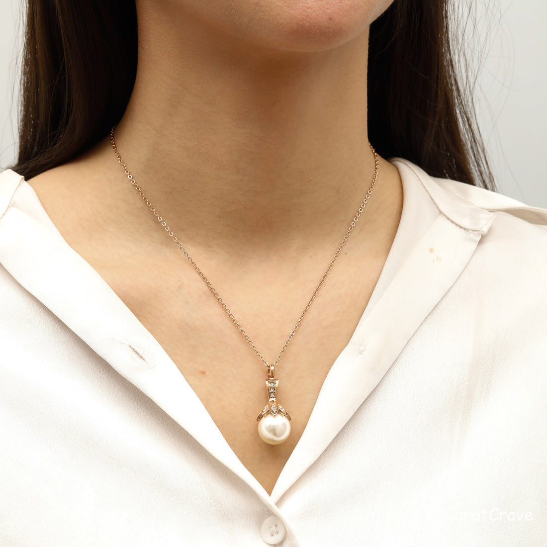 Engraved Vintage Pearl Urn Necklace