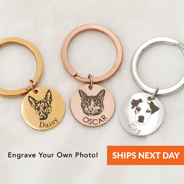 Personalized Pet Portrait Keychain — Custom Engraved Keepsake